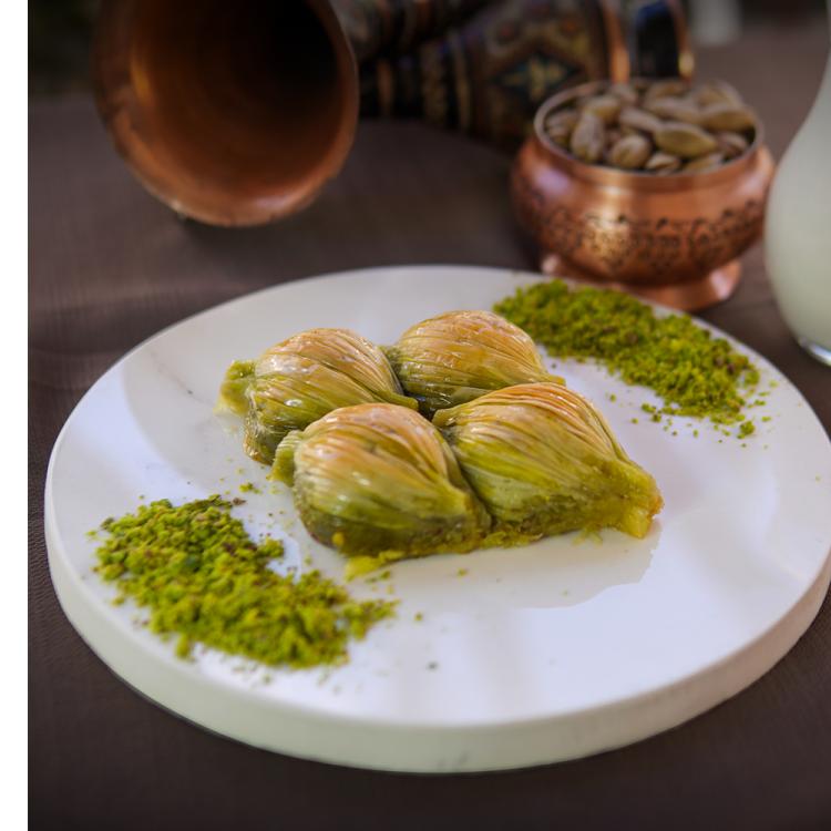 Midye Baklava